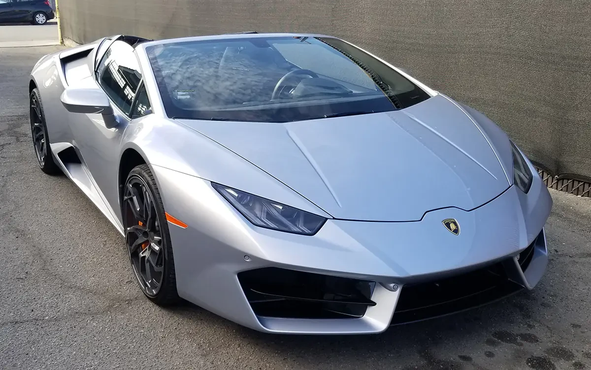 แบตเตอรี่รถแต่งกับระบบเสียงและไฟ LED ที่ต้องรู้